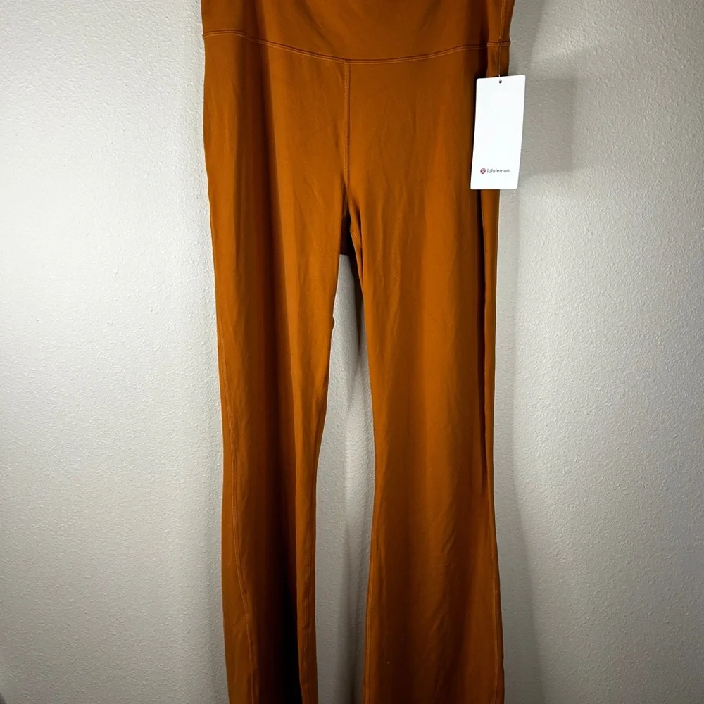 Lululemon Groove SHR butternut brown flare pants 14 - Picture 5 of 9